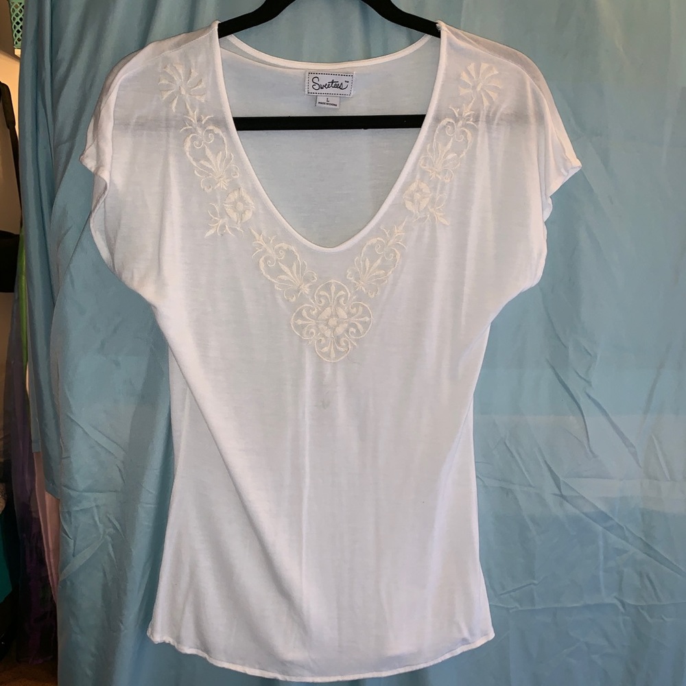COPY - Sweetheart VNeck blouse